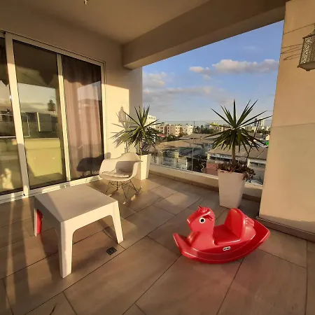 Happy Tucan * Λάρνακα