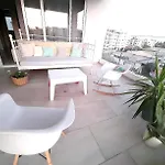 Happy Tucan Apartment Larnaca