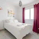Happy Tucan Apartment Larnaka