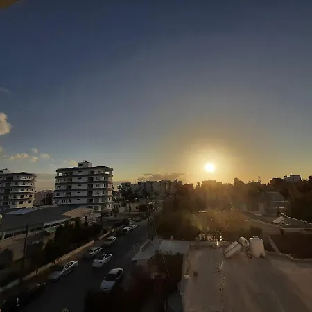 Happy Tucan * Ларнака