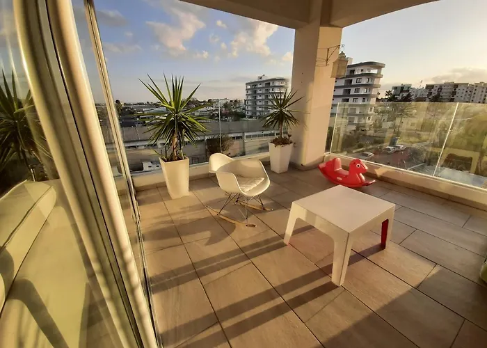 Apartamento Happy Tucan Lárnaca